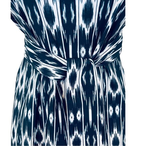 Athleta Ikat Strapless Anywhere dress with pockets - Picture 4 of 14